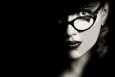 Scarlett Johansson Widescreen With Glasses Wallpaper