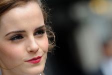 Cute Red Lips of Emma Watson HD Pics