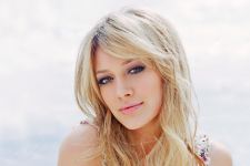 Lovely Hilary Duff Famous Hot Celebrity Wide Quality Wallpaper