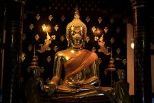 Gold Gautama Buddha Statue Wallpaper