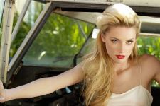 Actress Amber Heard American Blonde Blue Eyes Lipstick Wallpaper