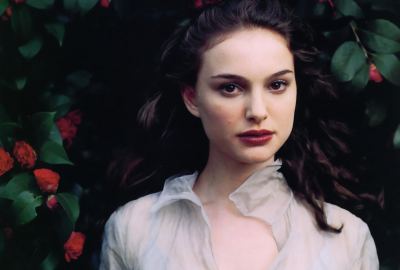 Actress Natalie Portman Red Lips Wallpaper