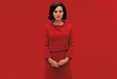 Natalie Portman in Red Wallpaper