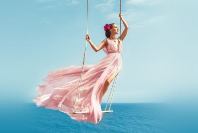 Natalie Portman Summer Dress Wallpaper