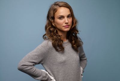 Sweater Natalie Portman Wallpaper