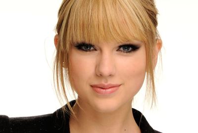 Taylor Swift Gorgeous Widescreen Wallpaper