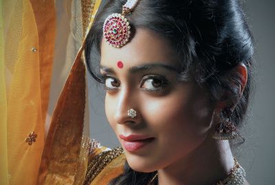 4K Actress Shriya Saran Wallpaper