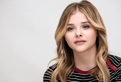 Ultra Wide Chloe Grace Moretz Wallpaper