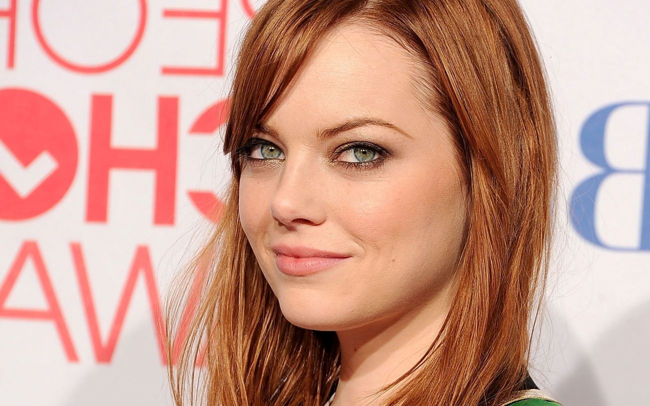 Beautiful American Emma Stone Face Closeup Actress HD Wallpapers