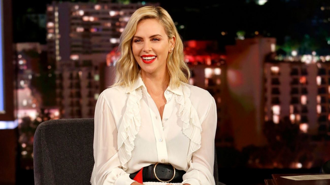 Charlize Theron Cute Smile 2018 HD Wallpapers