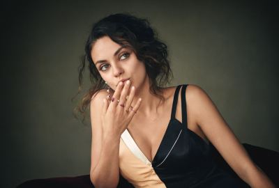 Mila Kunis Beautiful Woman Wallpaper