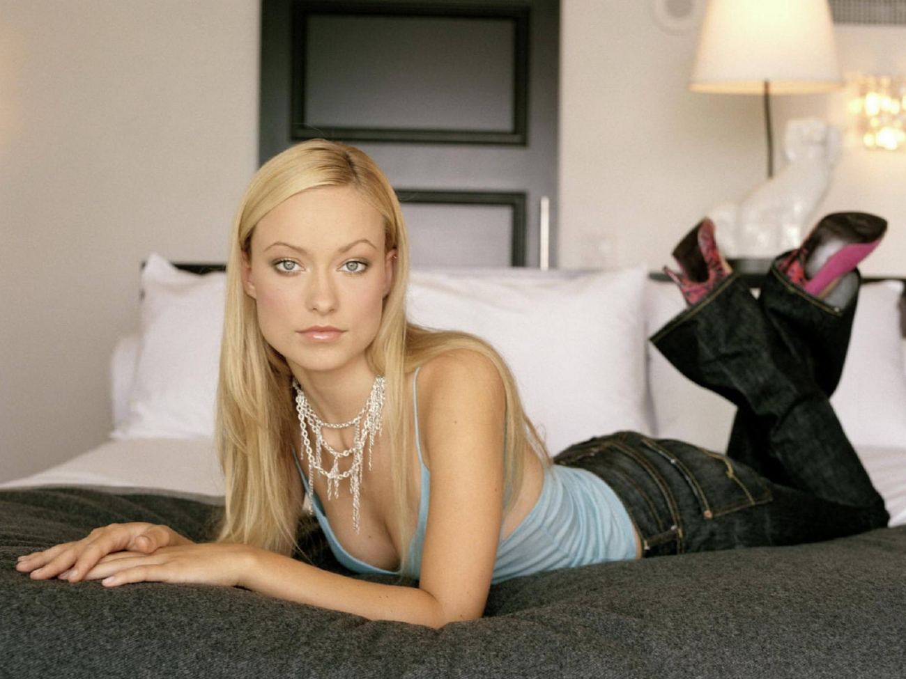 Blonde Model Olivia Wilde Wallpaper