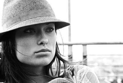 Olivia Wilde Photo Hat Wallpaper