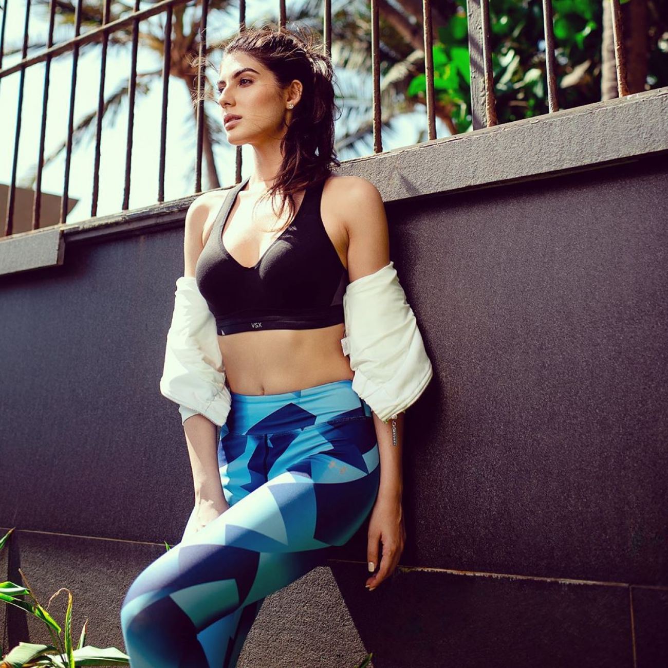 Elnaaz Norouzi 1080p Images