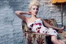 Gorgeous Scarlett Johansson Widescreen Wallpaper