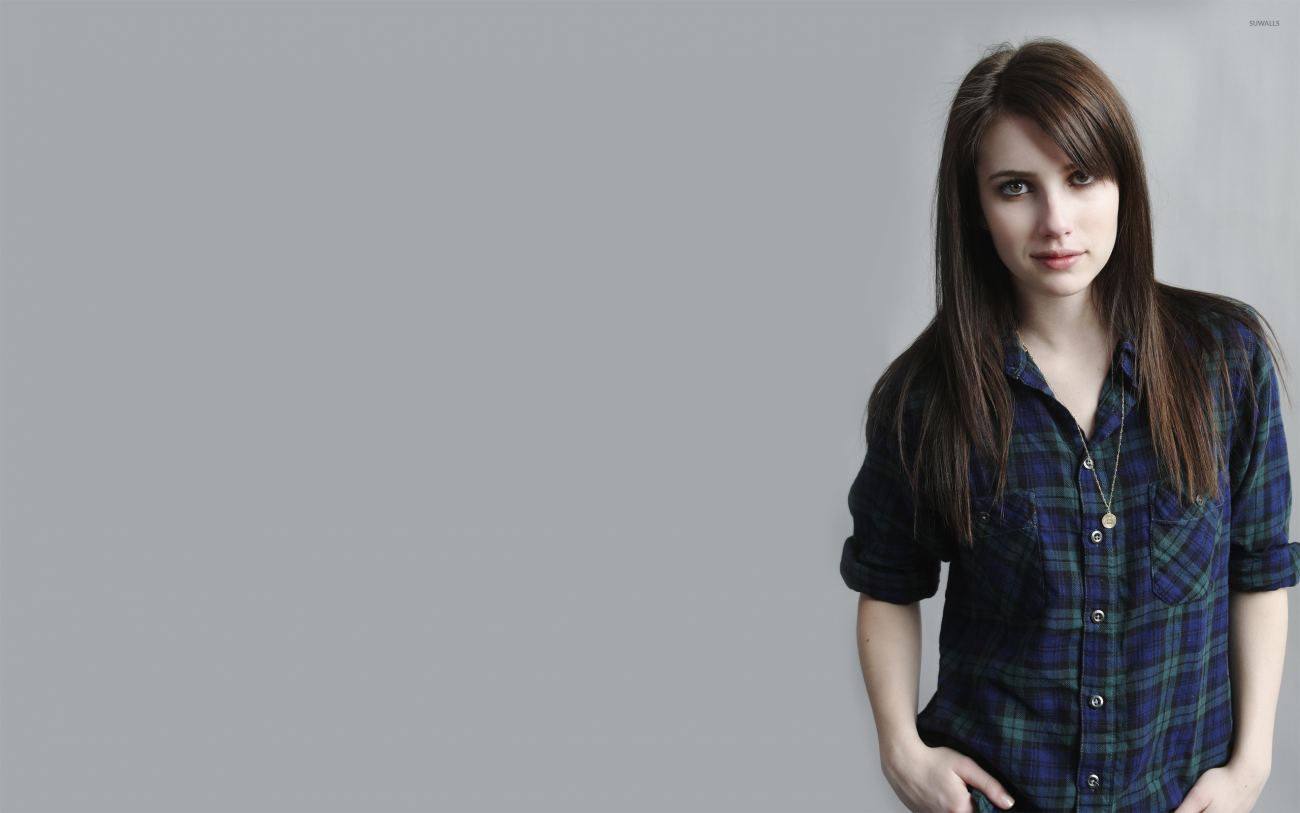 Hollywood Star Emma Roberts HD Wallpaper