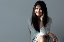 Ultra Wide Selena Gomez Stunning Wallpaper