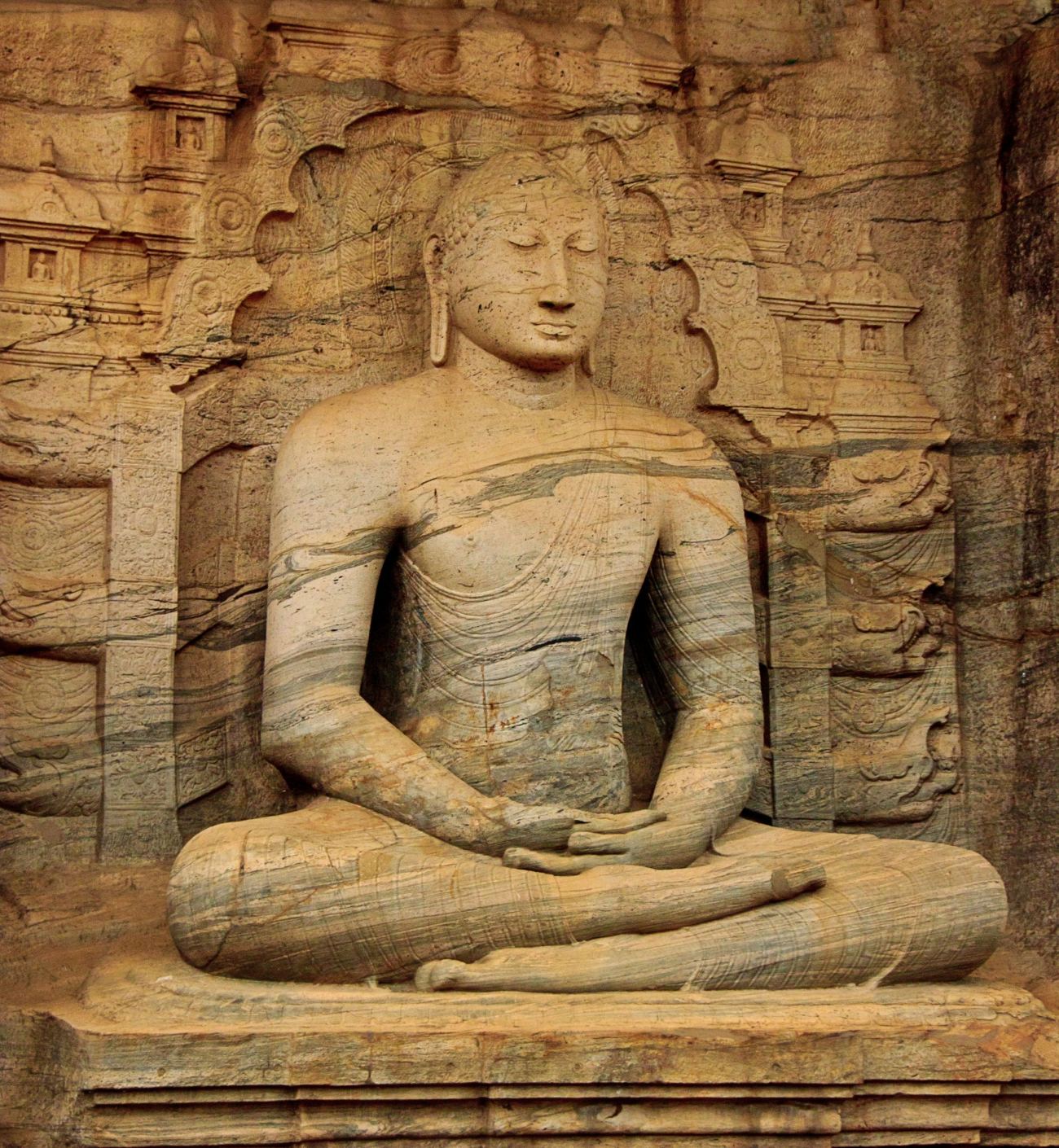 Brown Buddha Statue Wallpaper