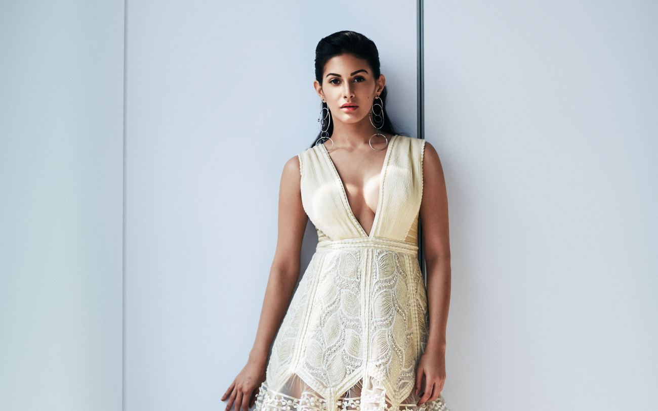 Amyra Dastur 4K Ultra HD Wallpaper