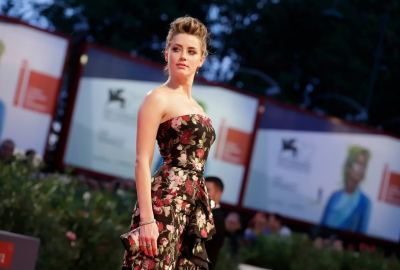 Beautiful Amber Heard Wallpaper