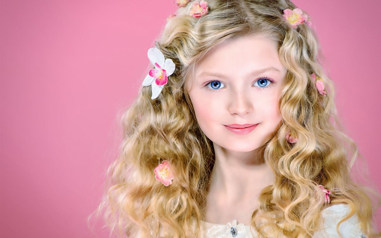 Cute Girl With Curly Hair and Blue Eyes, Smile