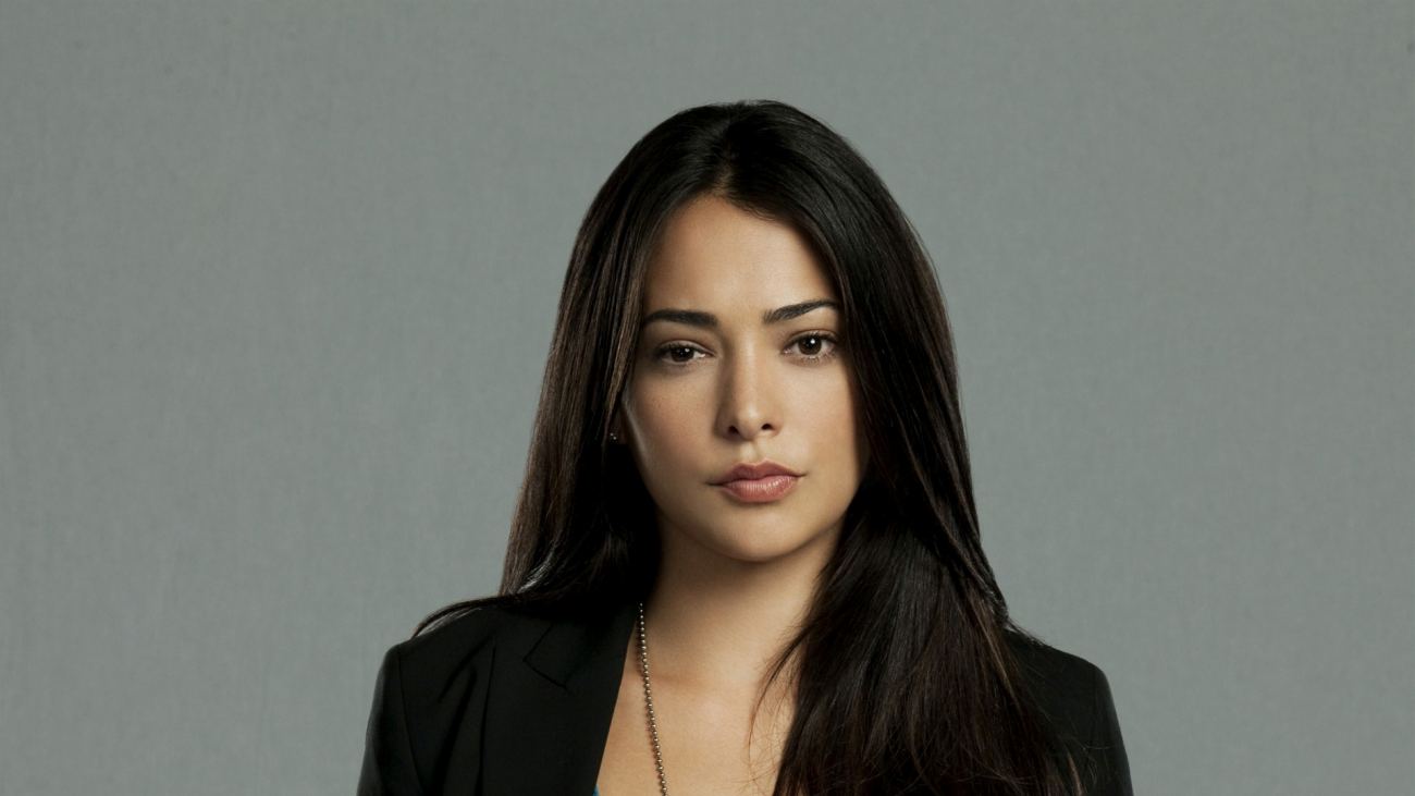 Hollywood Film Actress Natalie Martinez Wallpapers